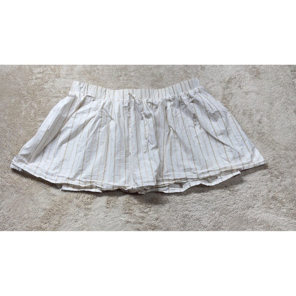 H&M Divided Striped Skort Cream Tan Elastic Waist Shorts‎ Skirt Womens Size M